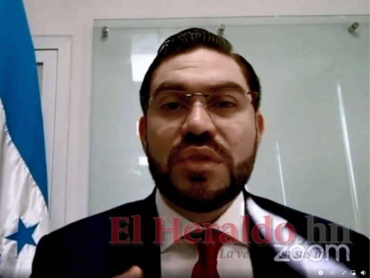 Jorge Cálix sesionó la primera legislatura a través de la plataforma Zoom. Foto: El Heraldo