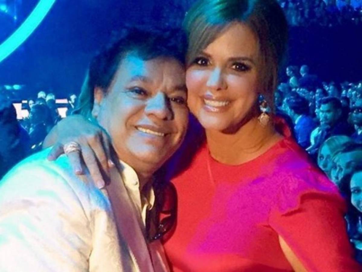 María Celeste Arrarás recibe supuesta prueba de vida de Juan Gabriel