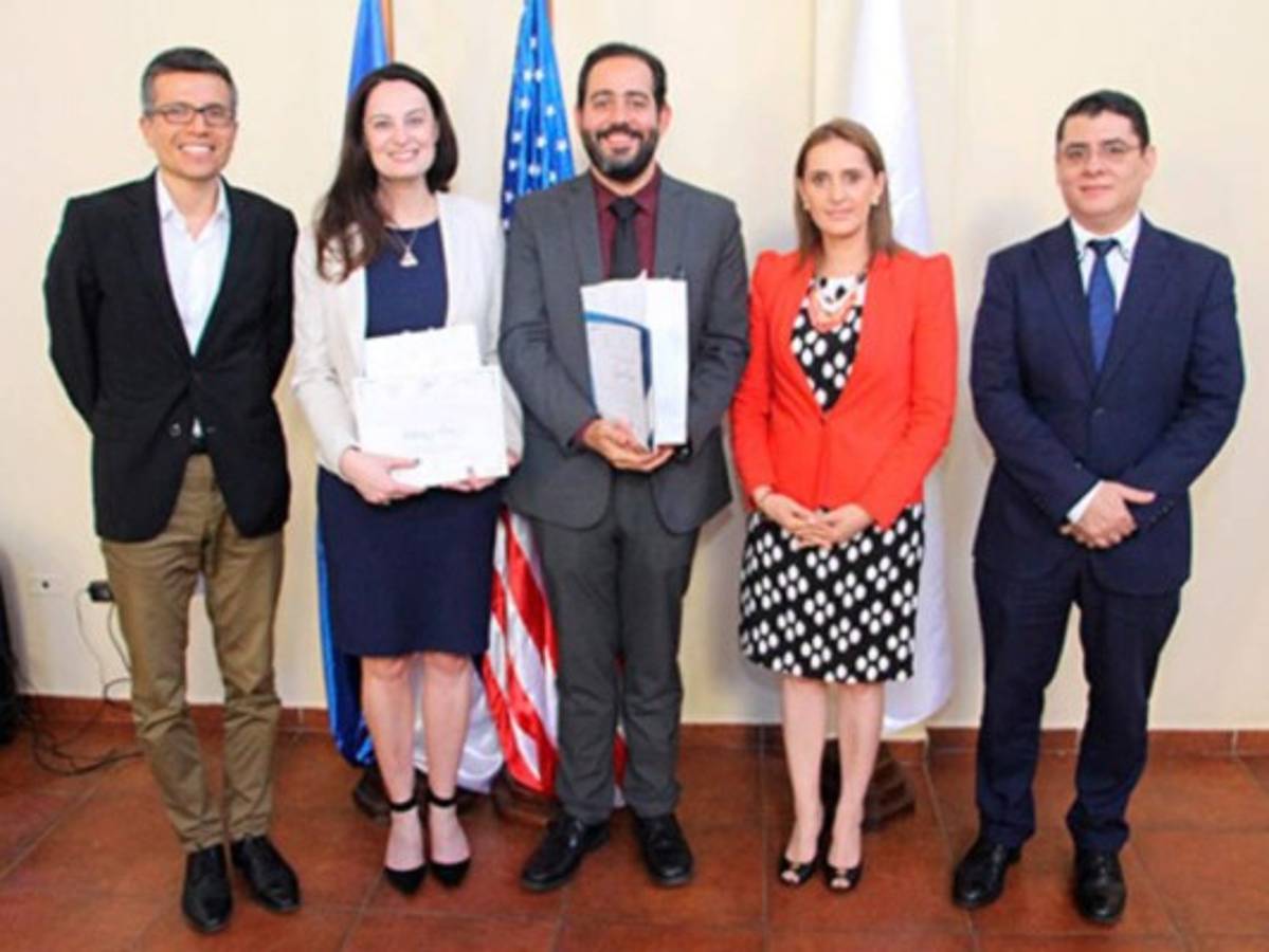 EE UU capacita a Honduras sobre solicitudes de asilo