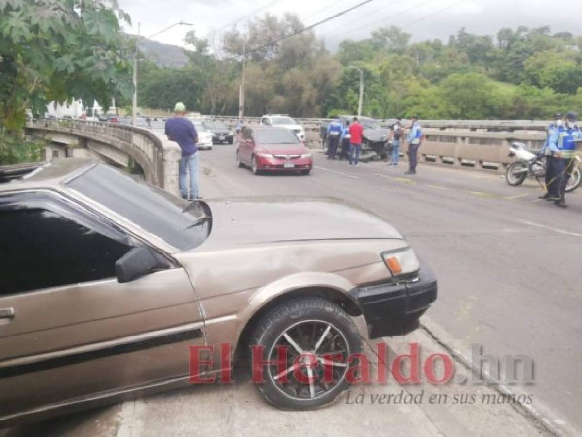 Un herido en aparatoso accidente en el bulevar Fuerzas Armadas   