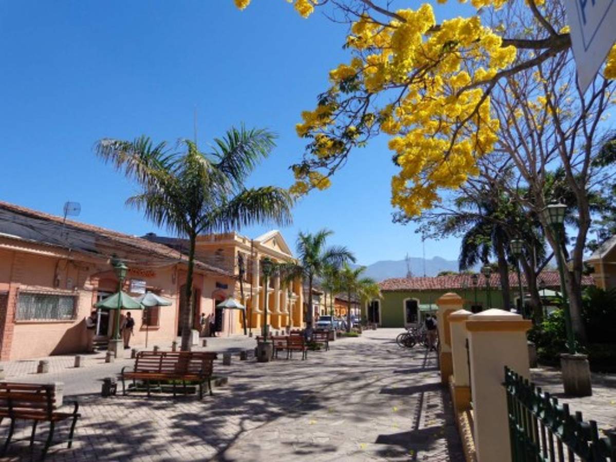 A celebrar el día del municipio en la ciudad de Comayagua