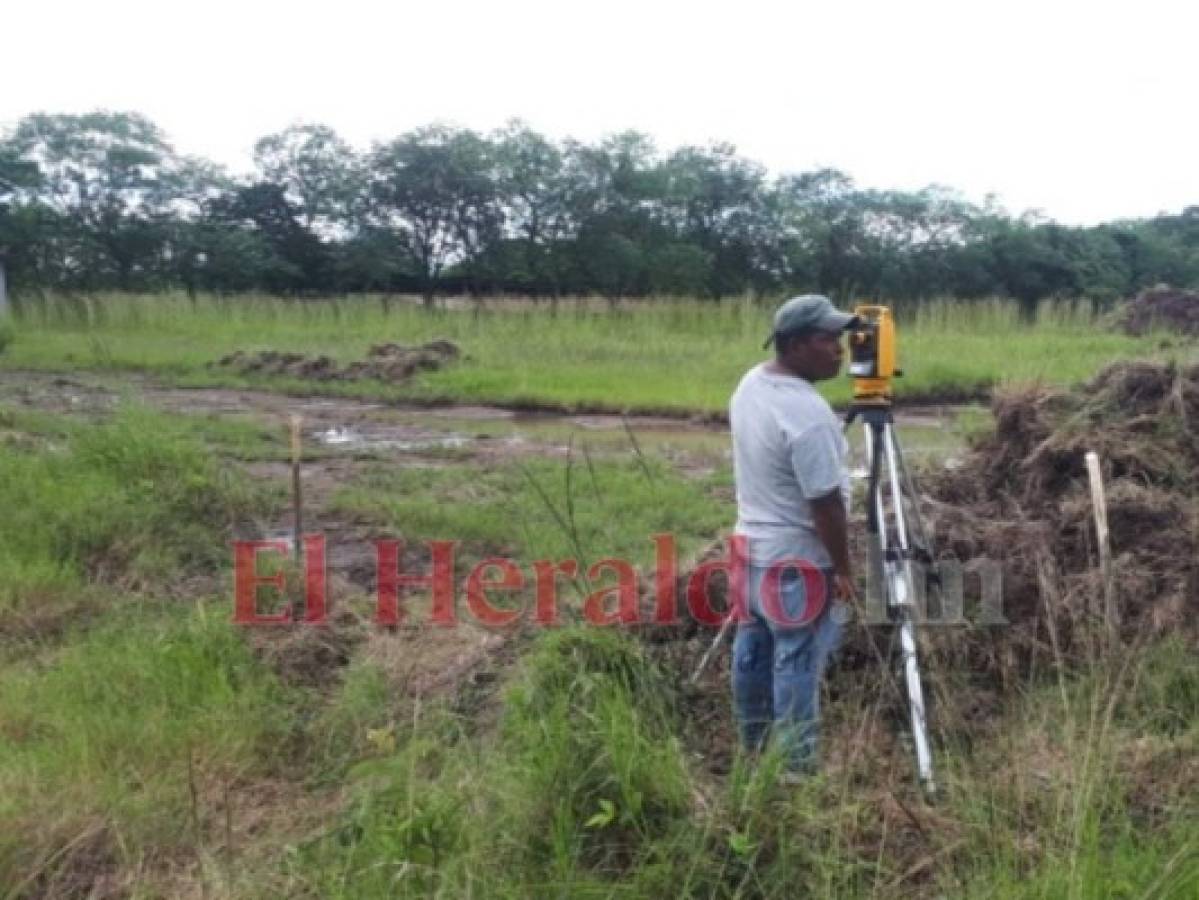 Inicia la primera etapa del campo de béisbol de Juticalpa