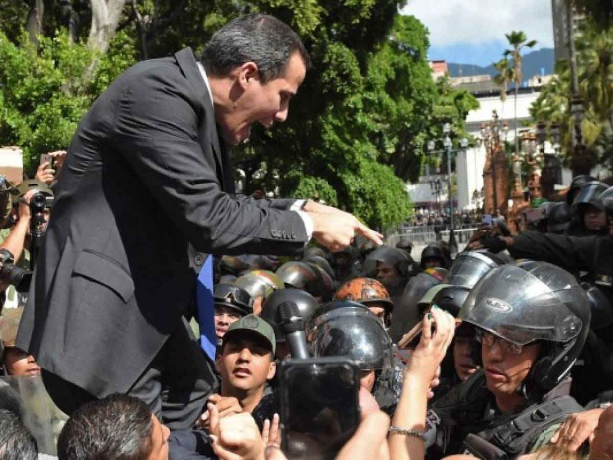Guaidó busca revivir la calle en su intento por expulsar a Maduro