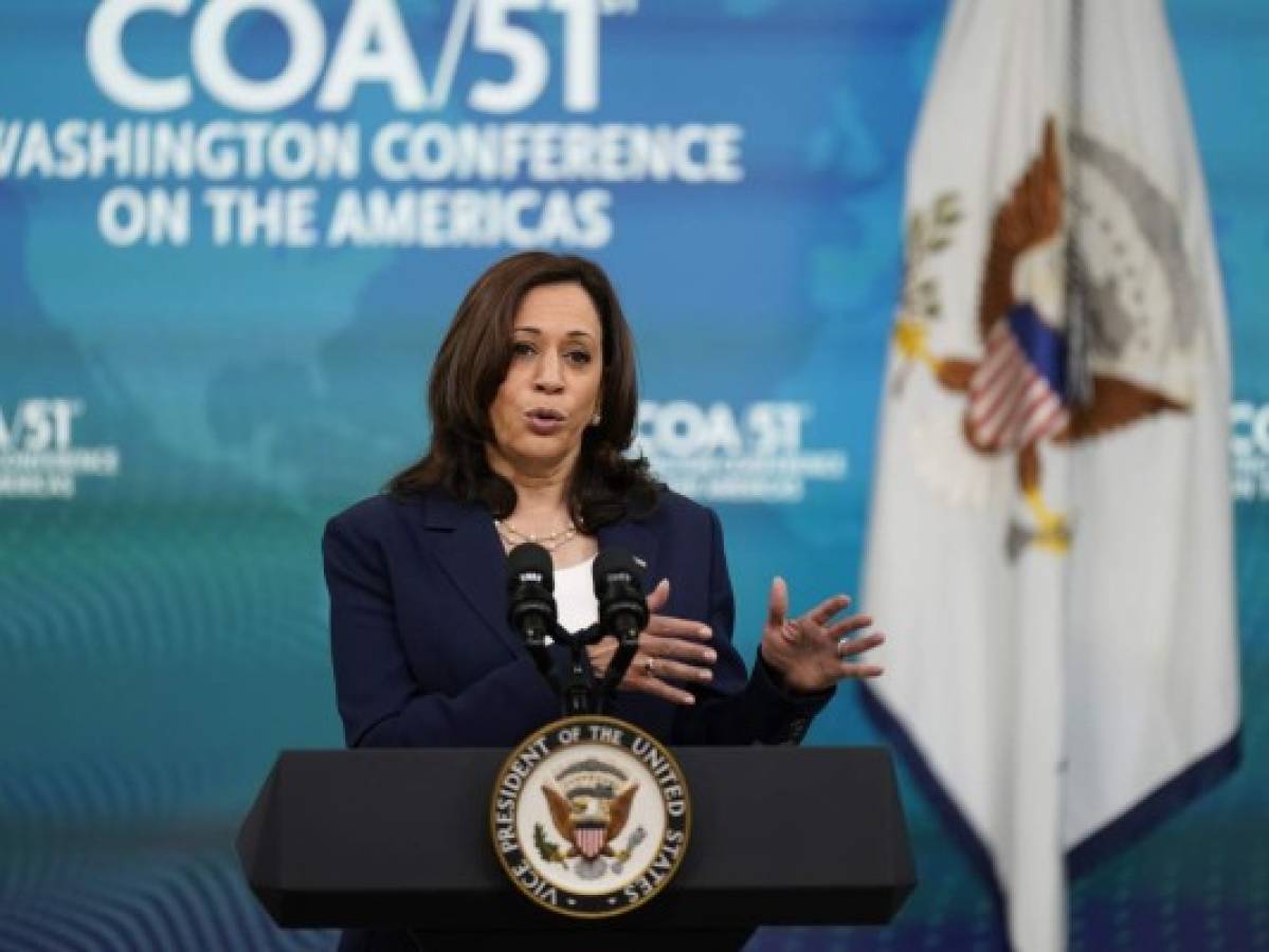 Kamala Harris: 'El parlamento salvadoreño actuó para socavar la Corte Suprema'