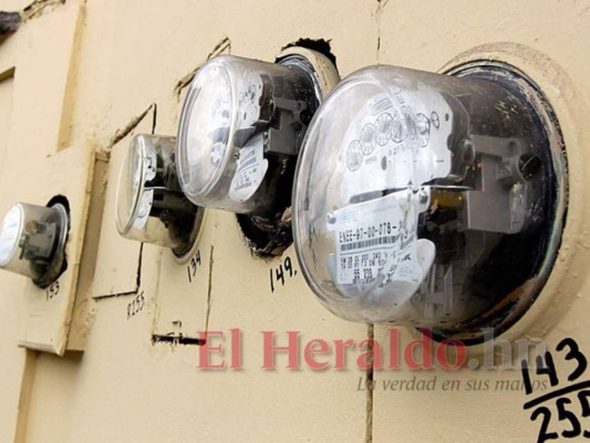 A partir de este viernes baja en 14.87% costo de la energía