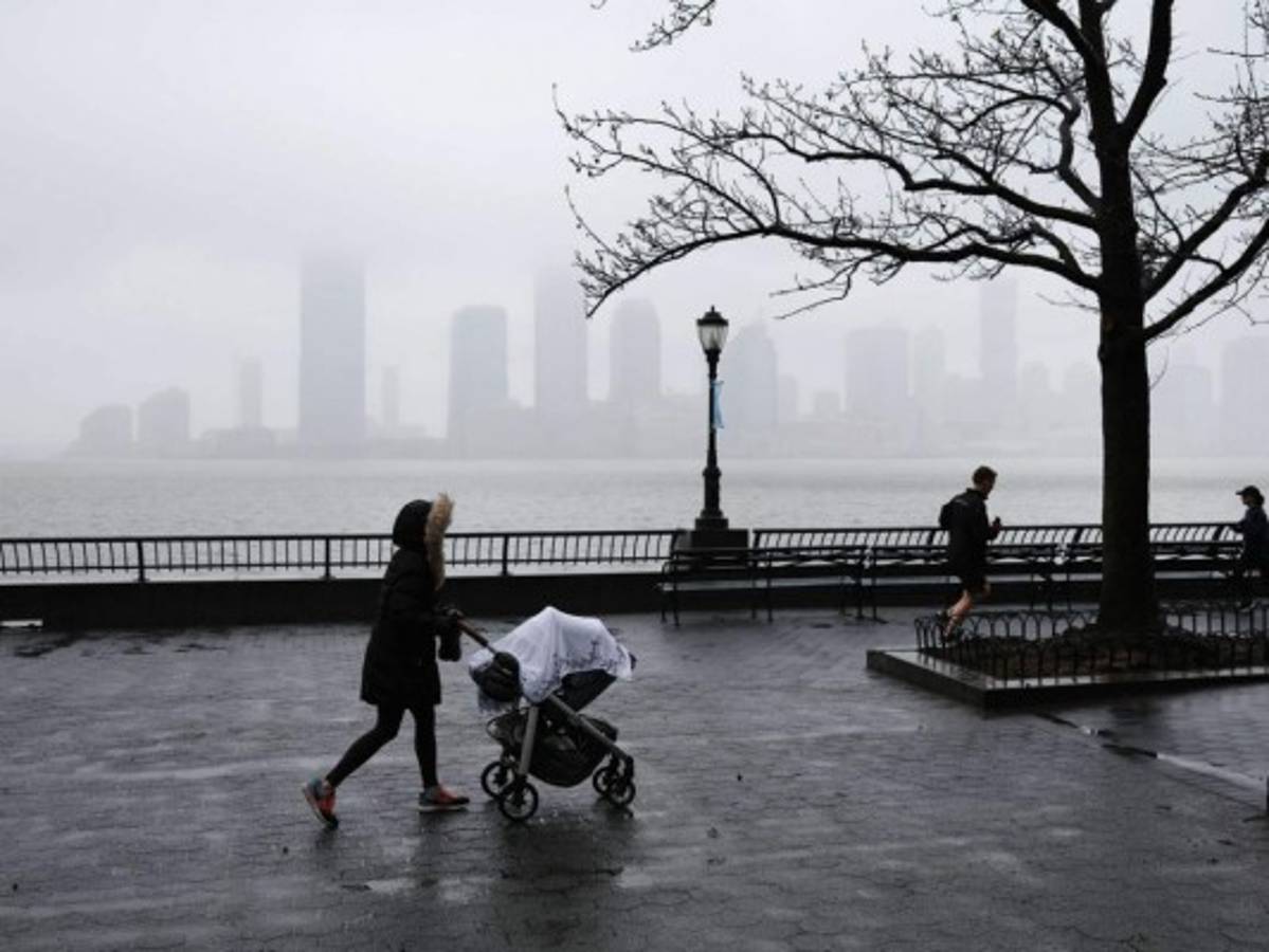 Experto proyecta hasta 200,000 muertes por coronavirus en EEUU 