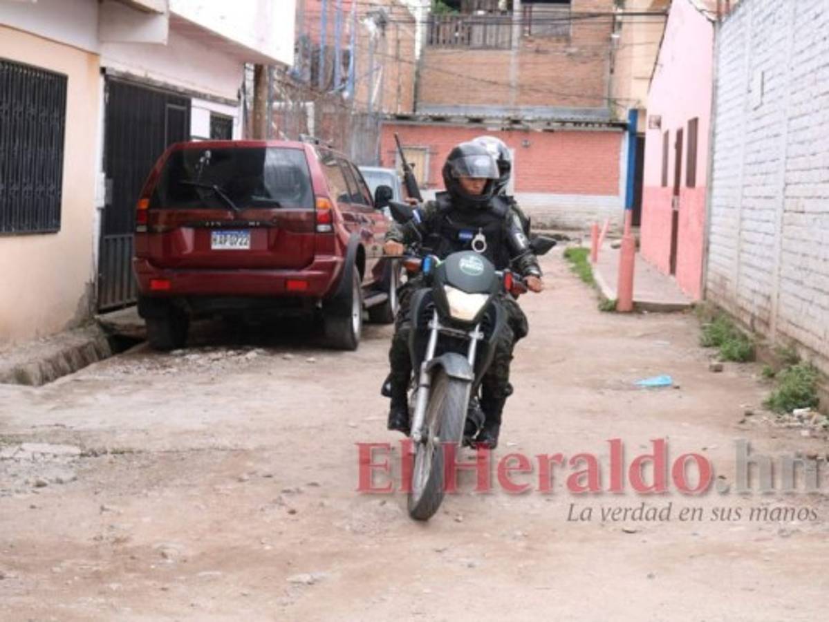 El despliegue aéreo y terrestre para buscar a presuntos secuestradores en la colonia El Pedregal