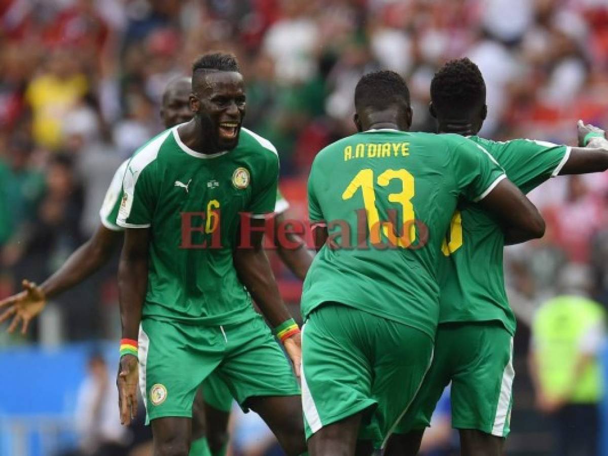 Senegal da la sorpresa y vence 2-1 a Polonia
