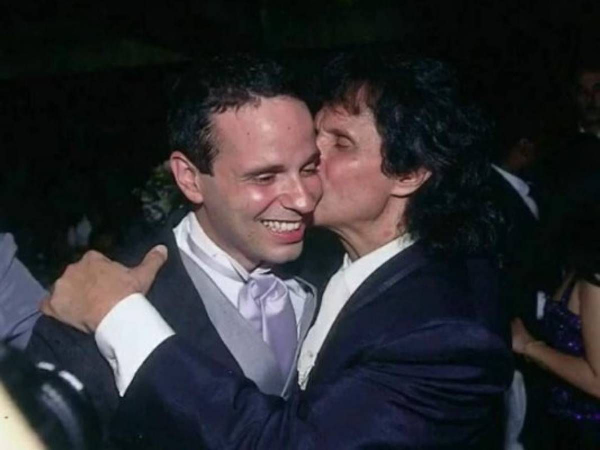 Fallece hijo de Roberto Carlos tras perder la batalla contra el cáncer