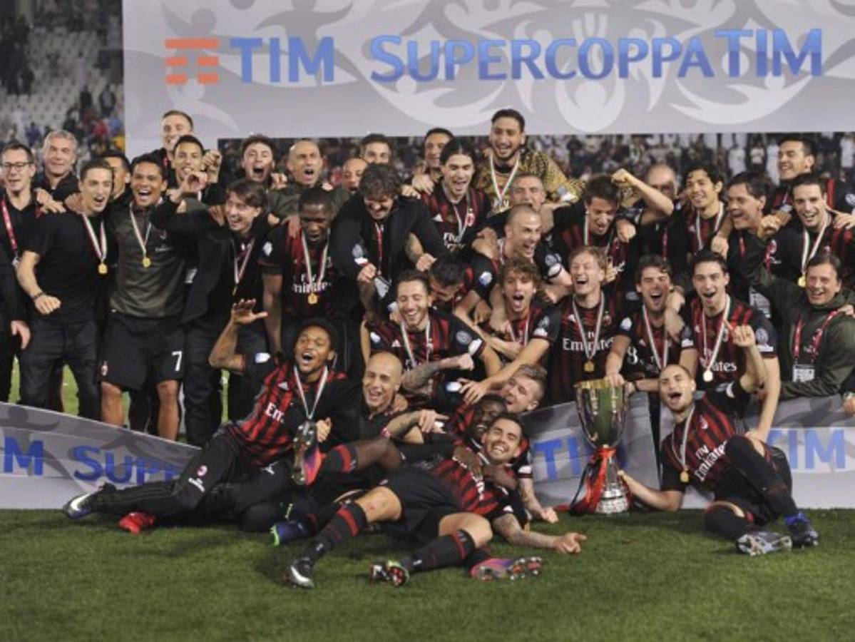 Milan rompe su sequía de títulos con la Supercopa de Italia