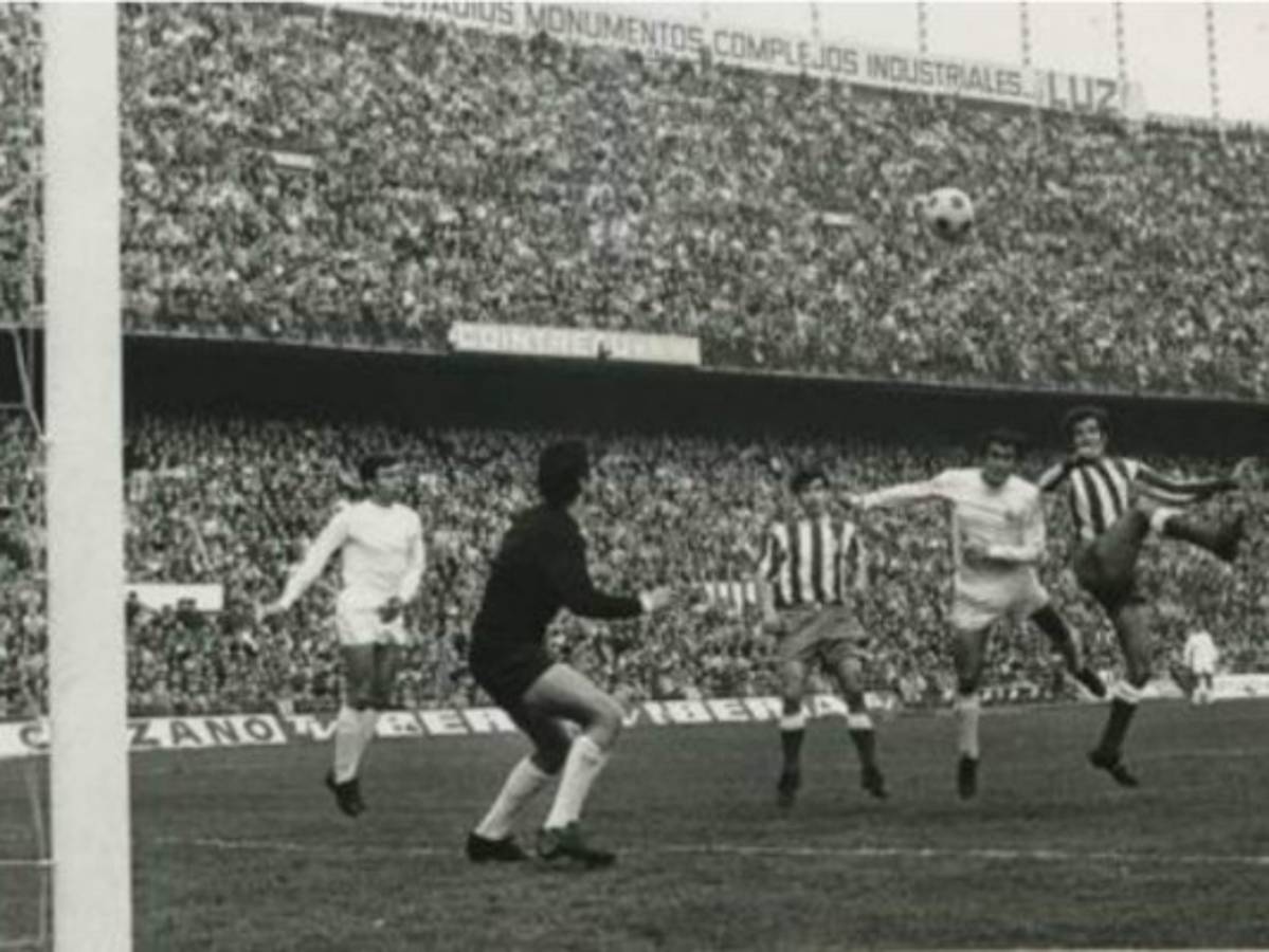 El último derbi madrileño en el Calderón, una historia que 'comenzó en Honduras'