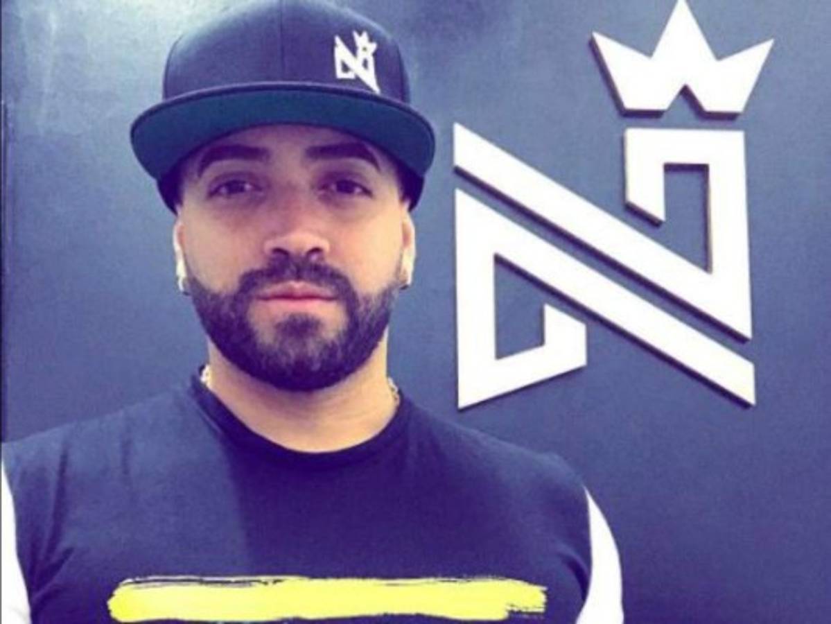 Nacho comparte tierna foto de la travesura de sus hijos