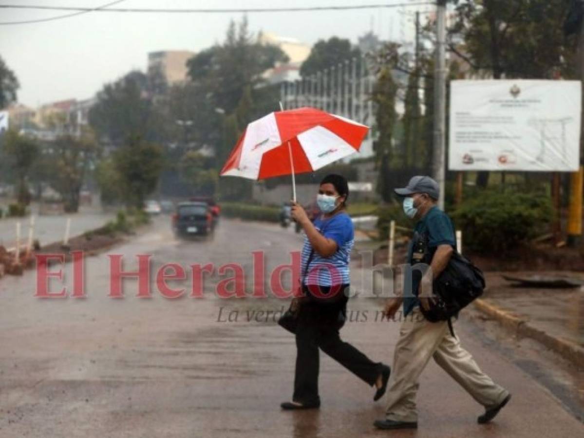 Lluvias con actividad eléctrica este lunes en varias zonas de Honduras