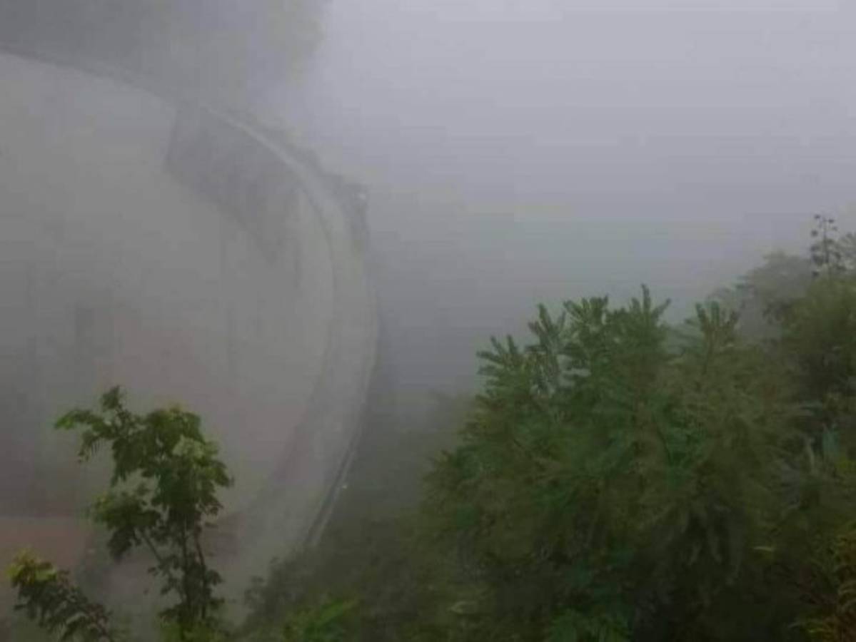 ENEE no abrirá todavía las compuertas de El Cajón  