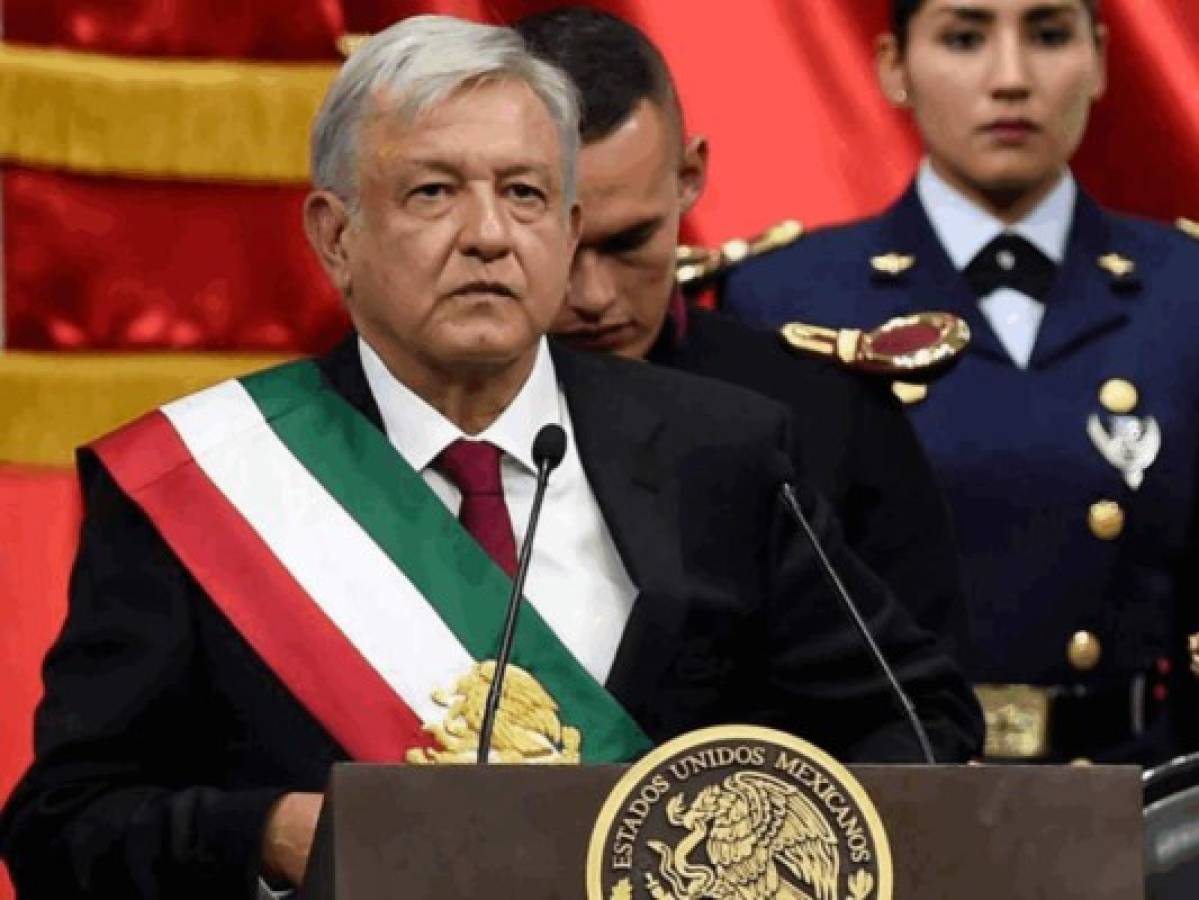 Presidente de México atraviesa el covid-19 'prácticamente asintomático'