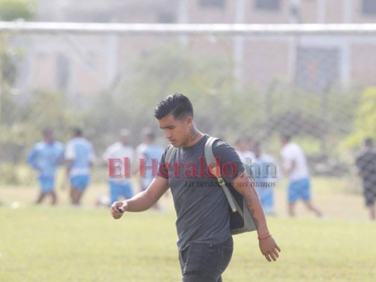 FOTOS: Así fue la emotiva despedida de Michael Chirinos en Olimpia