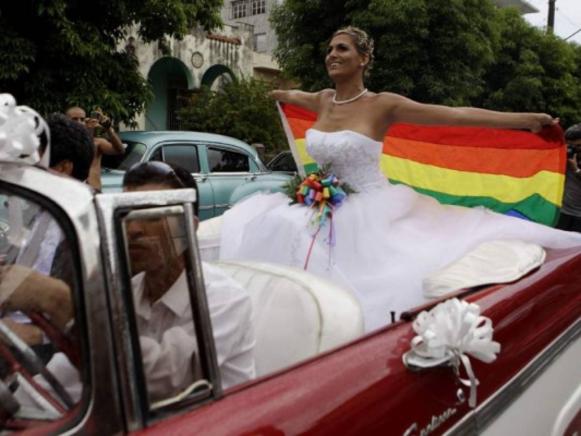 Cuba deja fuera de su nueva Constitución el matrimonio homosexual