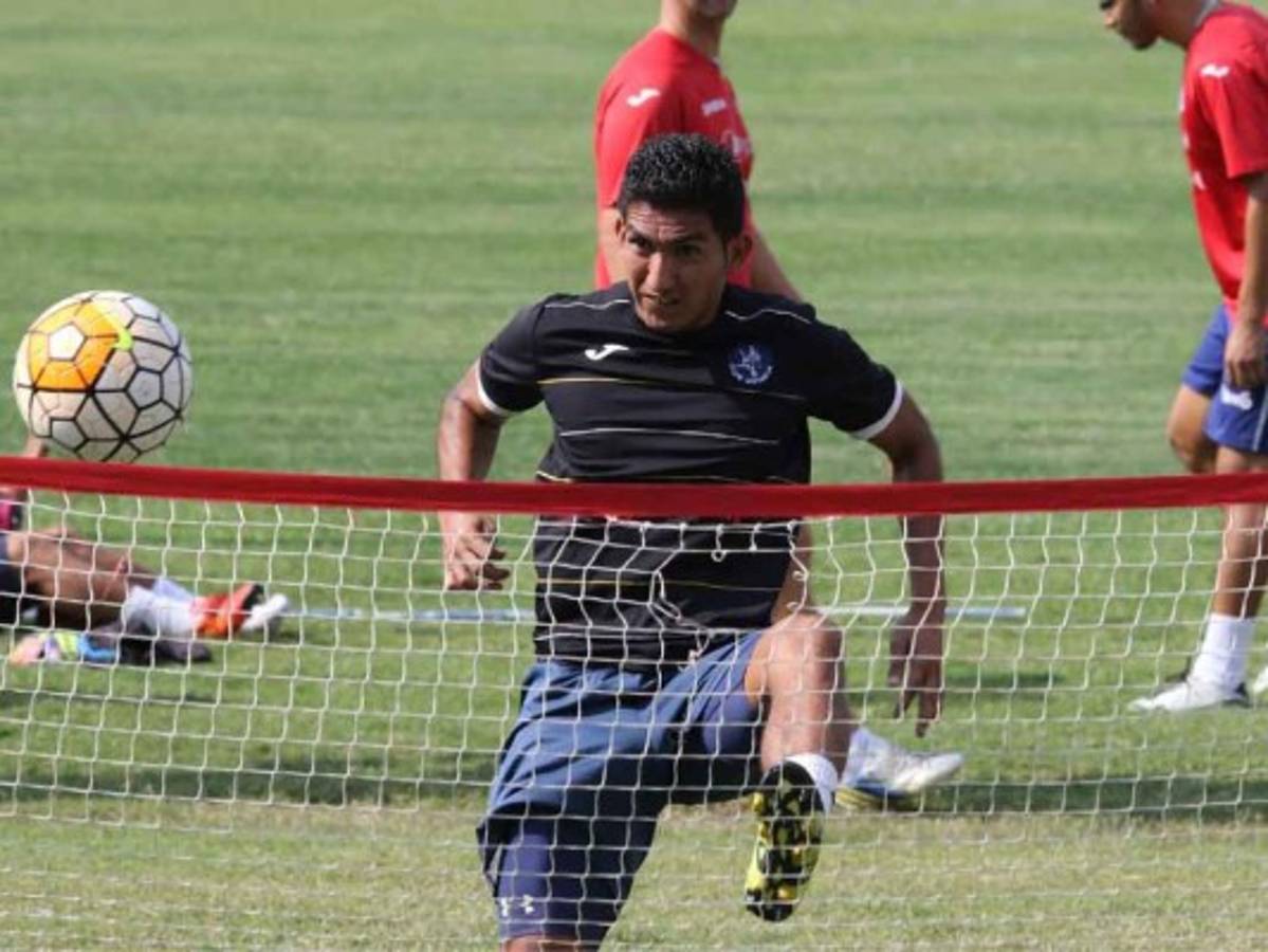 Olimpia golea al Motagua en el Nacional