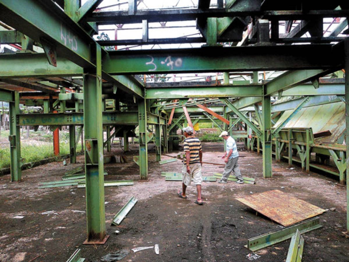 Congreso Nacional burla la ley al donar maquinaria y chatarra del ICF