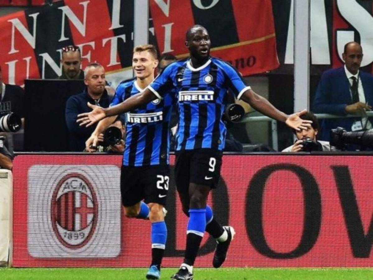 Inter sigue perfecto tras vencer 2-0 al Milan