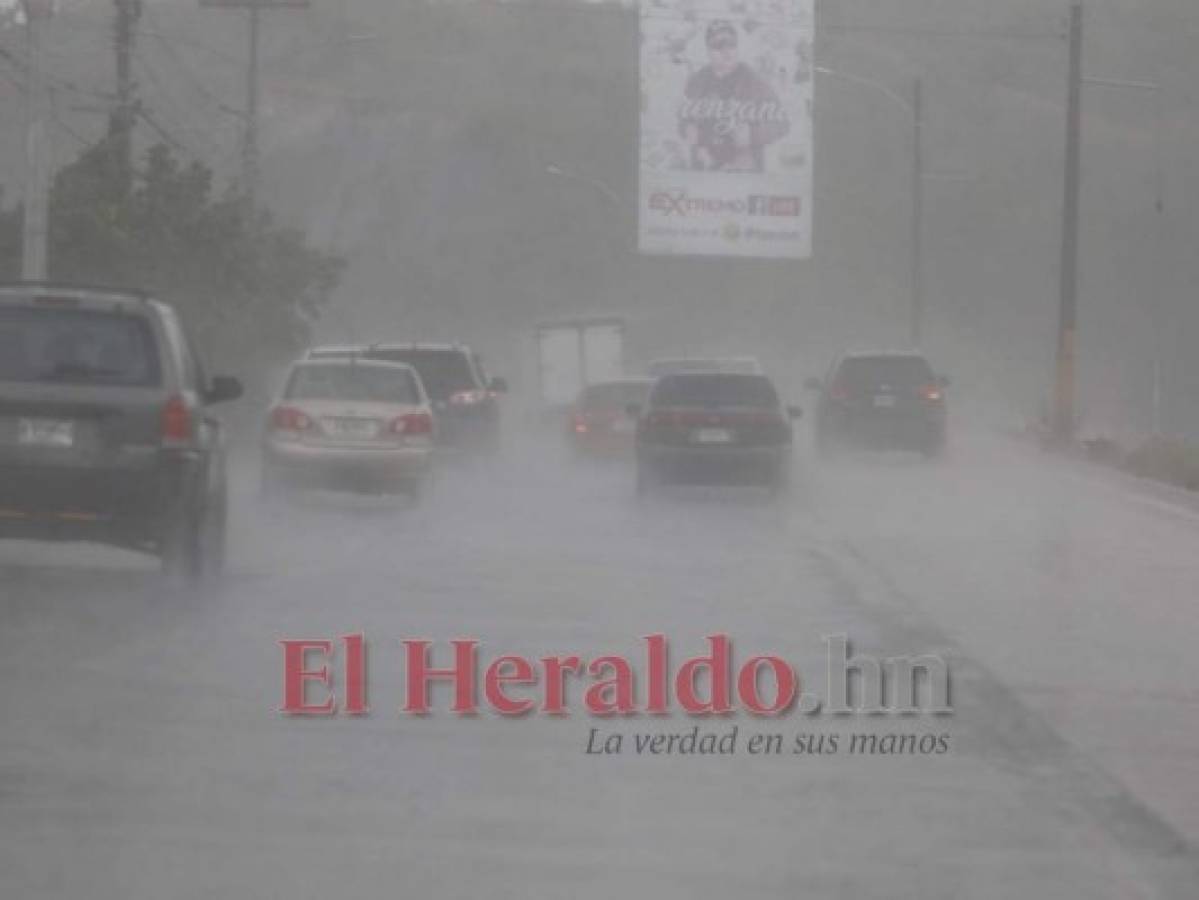 Lluvias y truenos se registran este viernes en la capital de Honduras