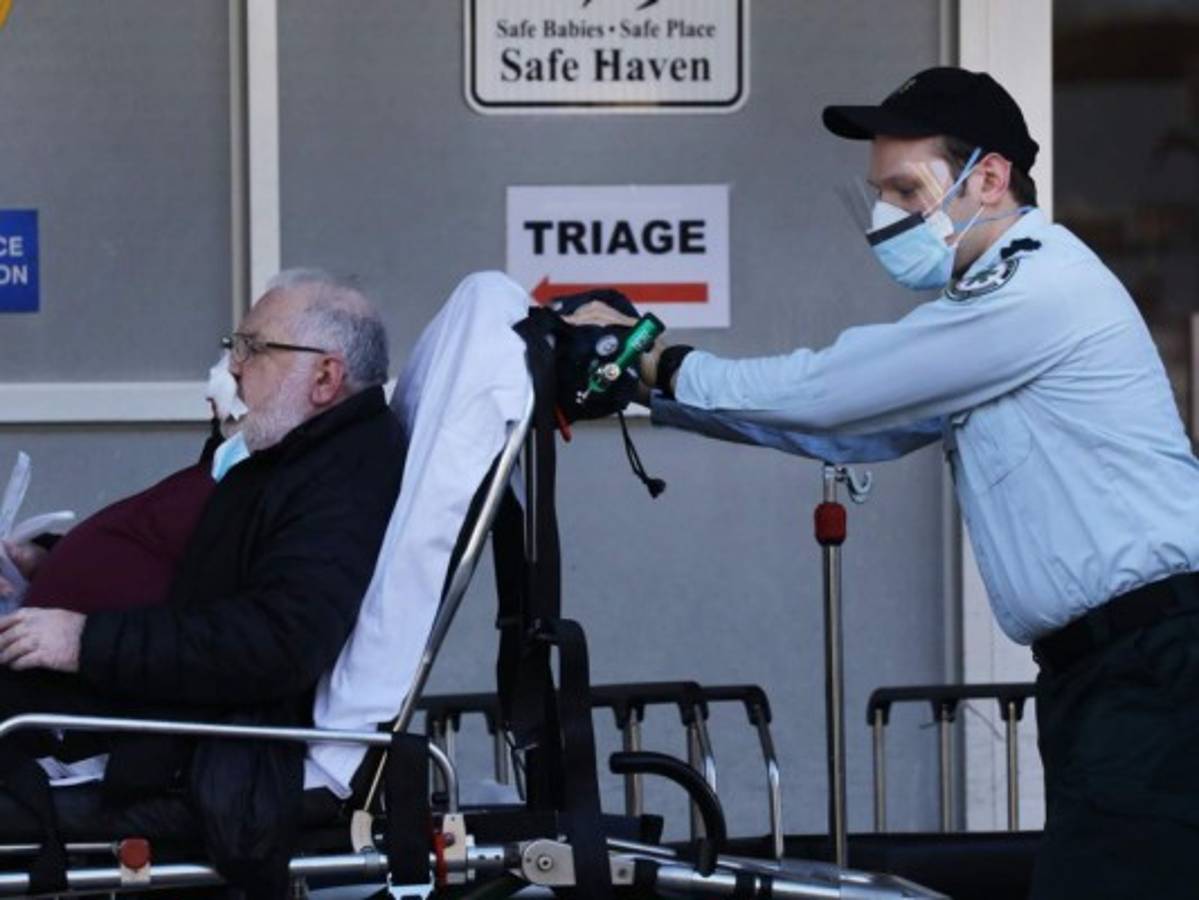 Proyectan hasta 100 mil muertos por Covid-19 en EEUU