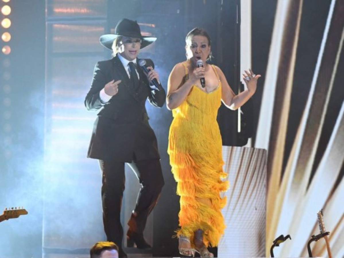 Con homenaje a los grandes de la música latina arrancan los Latin Grammy 2019