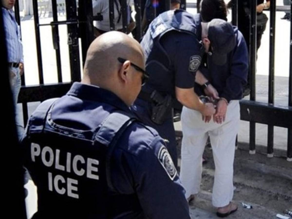 Arrestan a miembros de pandilla MS-13 en Los Ángeles  