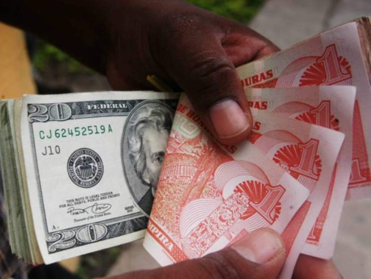 Honduras: El lempira cierra con siete centavos de apreciación frente al dólar