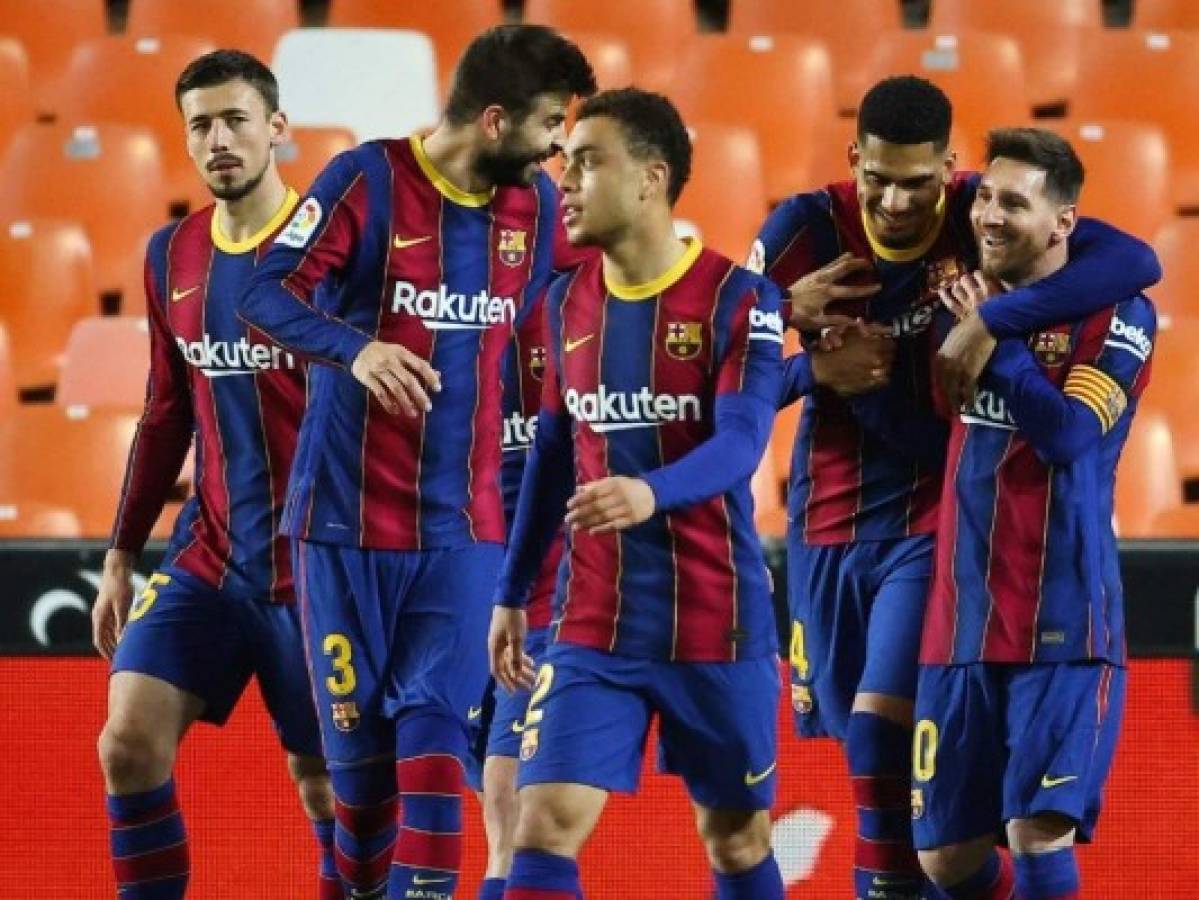 Liga española investigará a Messi por cena con el plantel del Barça en su casa