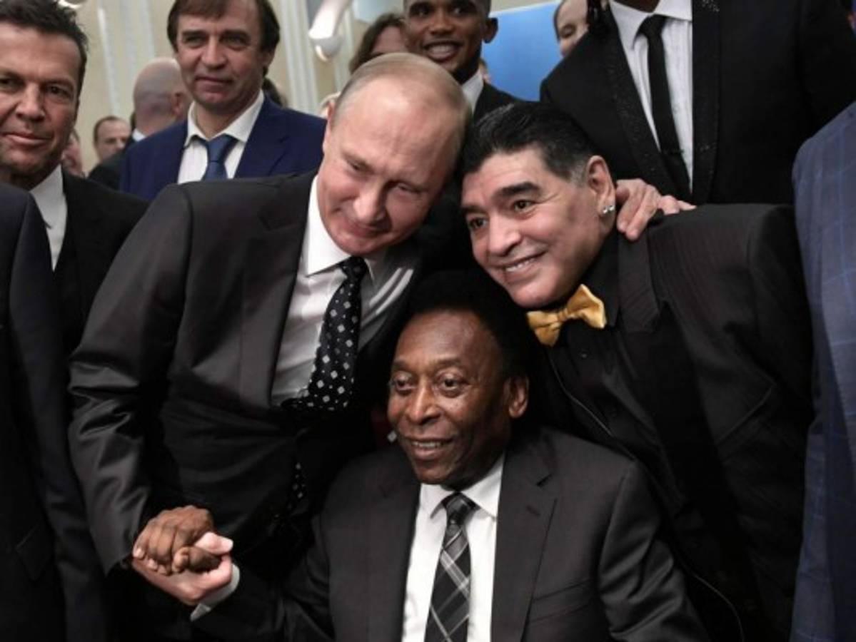 Diego Armando Maradona: 'Argentina tiene grupo accesible pero no puede jugar tan mal'