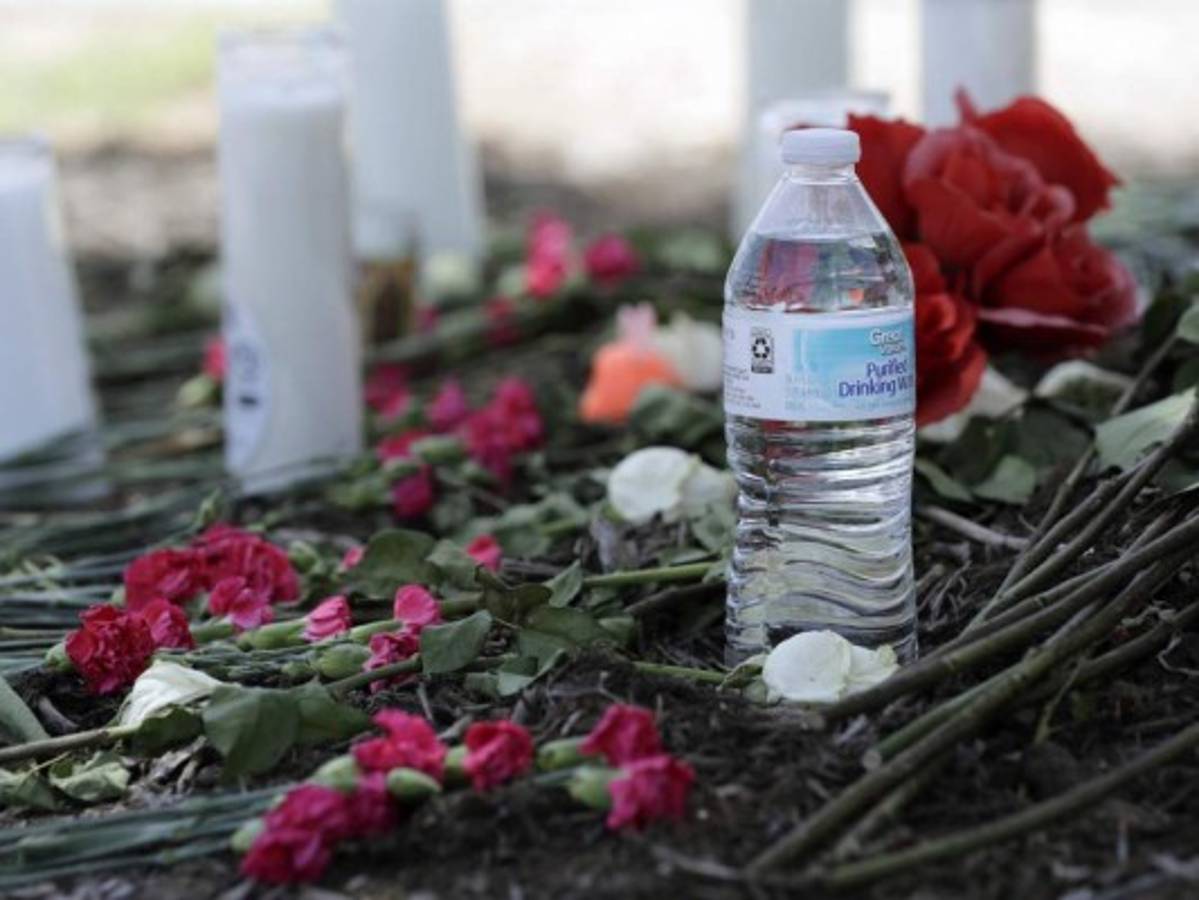 Inmigrantes lloraban y rogaban por agua en camión en Texas