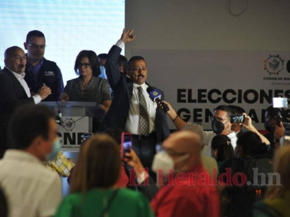 Repudian relajo durante sorteo de posiciones en papeleta electoral