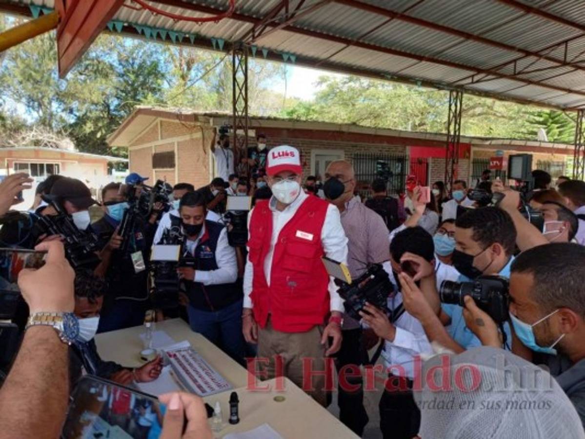Así votaron los precandidatos a la presidencia de Honduras (FOTOS)