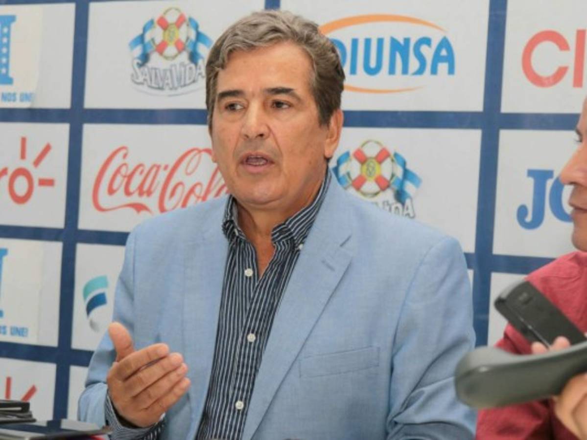 JL Pinto: Ni mi mujer sabe quiénes serán los tres refuerzos para Rio 2016