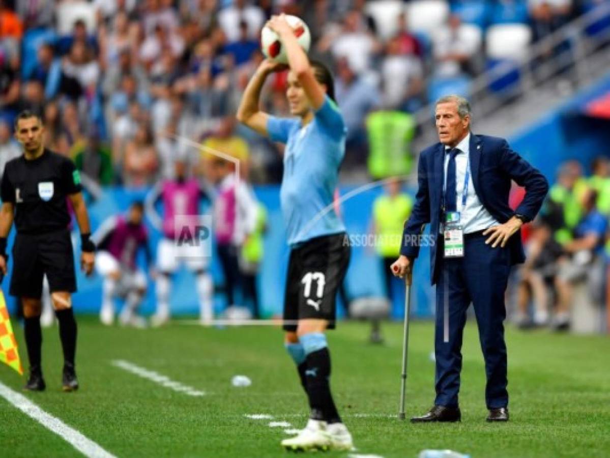 Tabárez seguirá como técnico de Uruguay