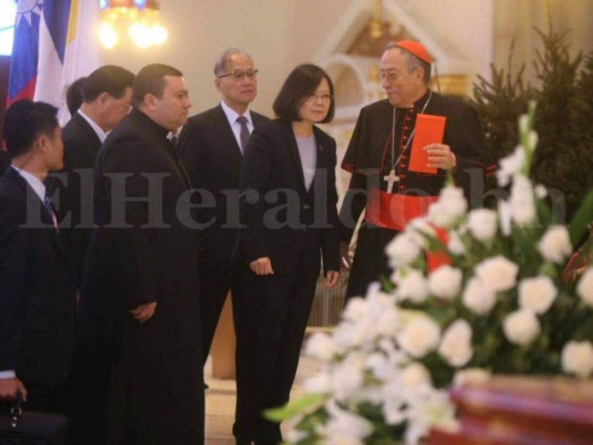 Presidenta de Taiwán Tsai Ing-wen visita Basílica de Suyapa y le conceden las llaves de la ciudad