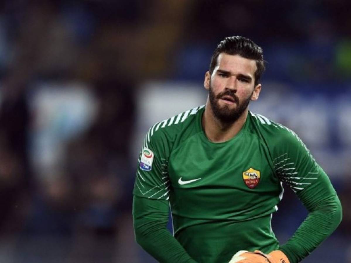 Brasileño Alisson Becker estará 'unas semanas' de baja, anuncia Klopp