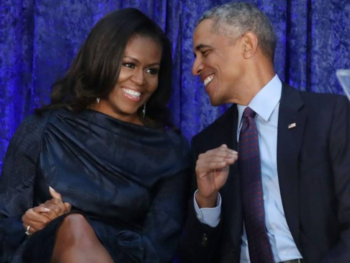 Michelle y Barack Obama revelan sus retratos oficiales en el National Portrait Gallery