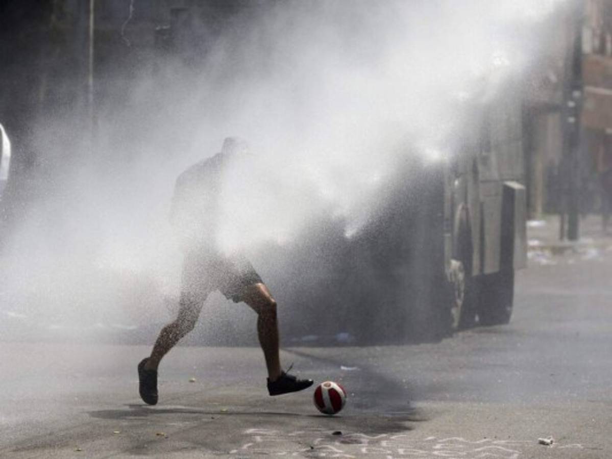 Se da por concluido torneo de liga nacional en Chile, por disturbios