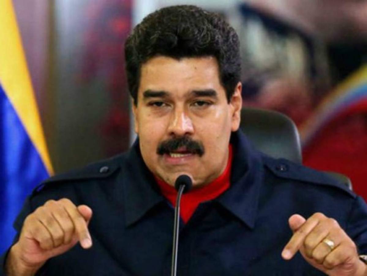 Avalancha de críticas para Nicolás Maduro, acusado de dar un 'autogolpe' en Venezuela
