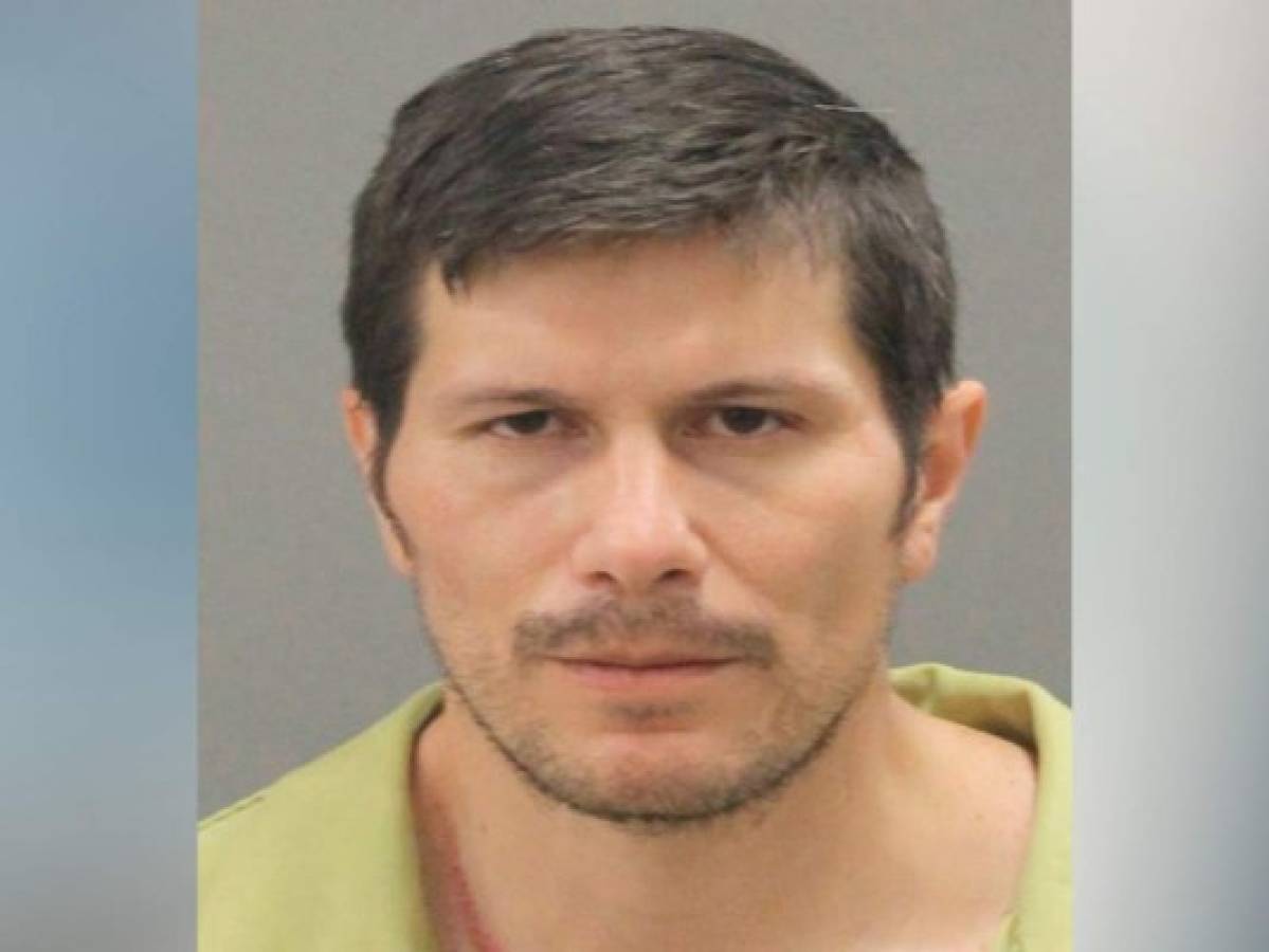 Capturan y acusan a un militar de Florida por tiroteo en Illinois