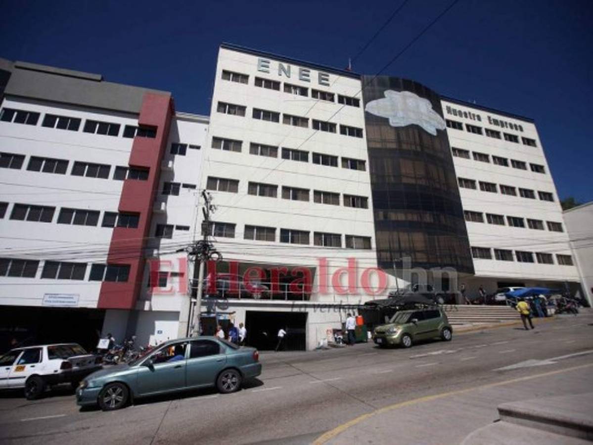 Gobierno recibió 125 ofertas por el bono soberano