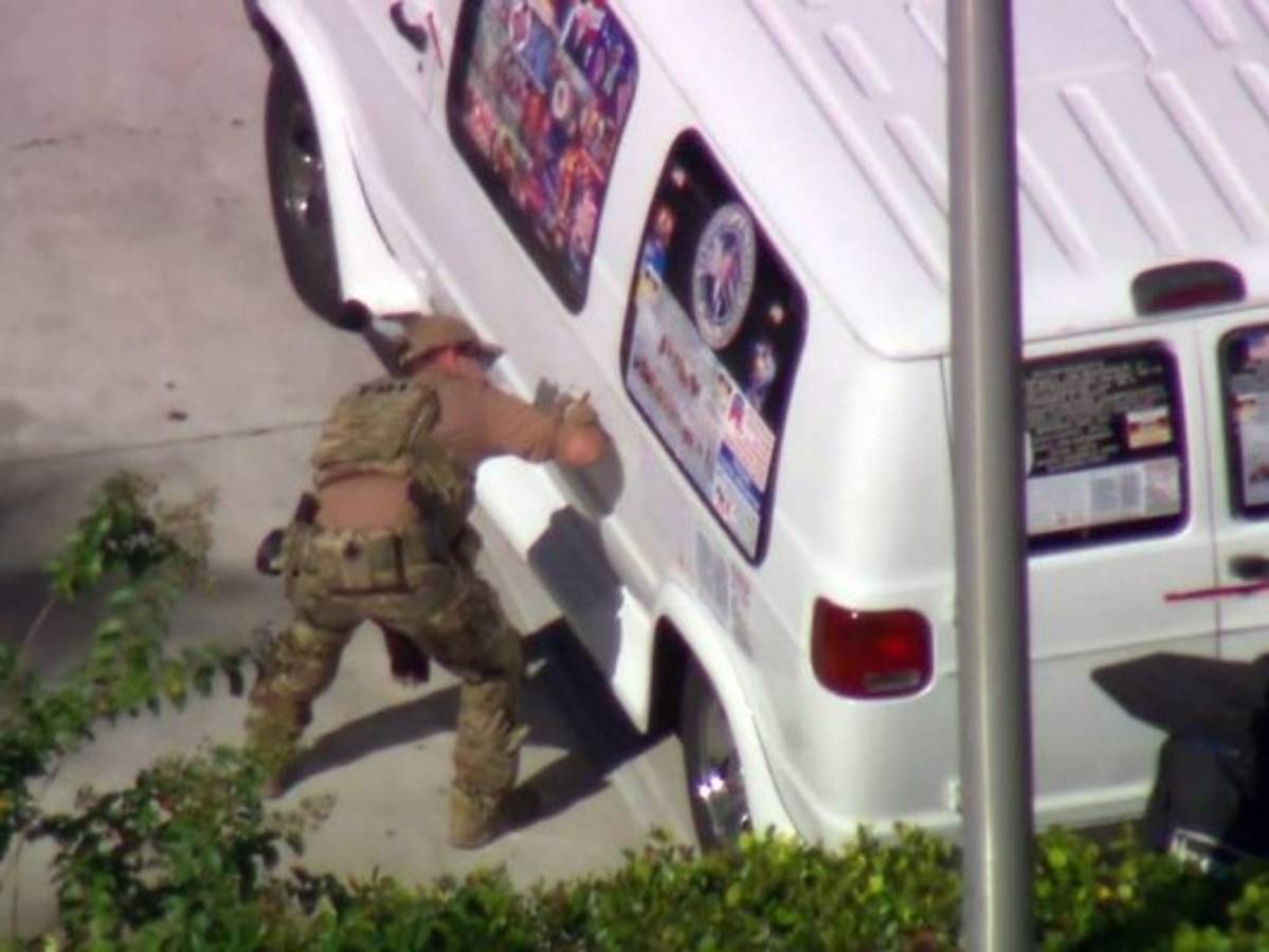 Detienen a sospechoso de enviar 12 bombas a críticos de Trump en EEUU