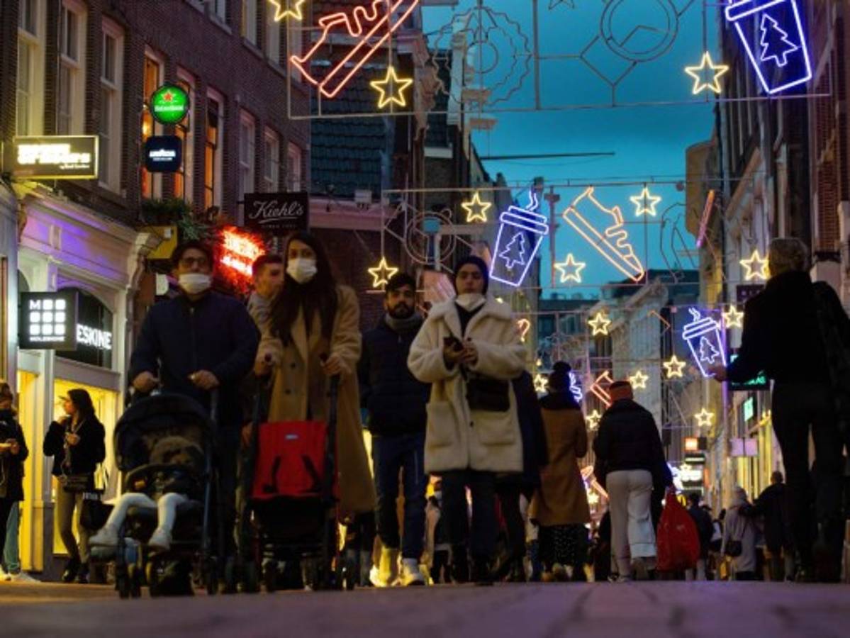 Primer ministro de Holanda decreta cuarentena por covid-19