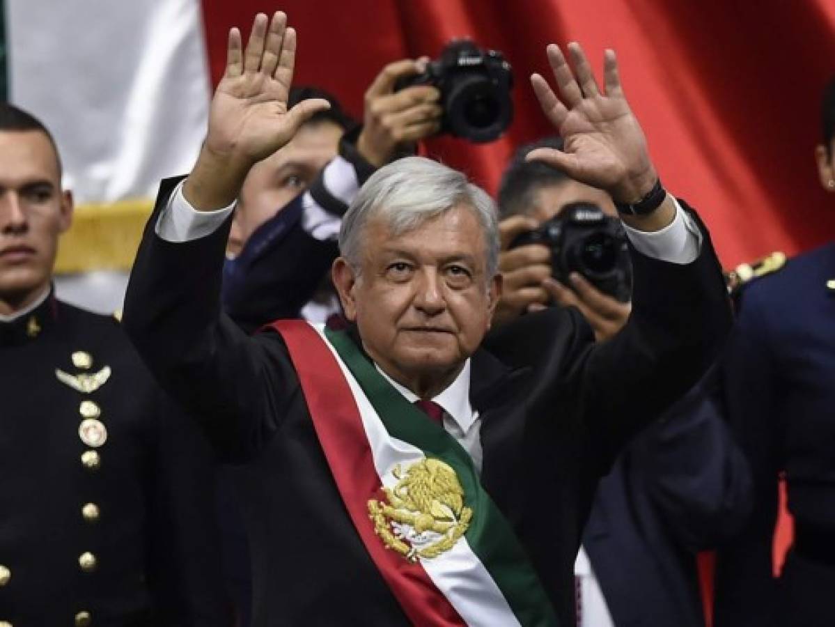 López Obrador afianza su popularidad tras 100 días de turbulencias 