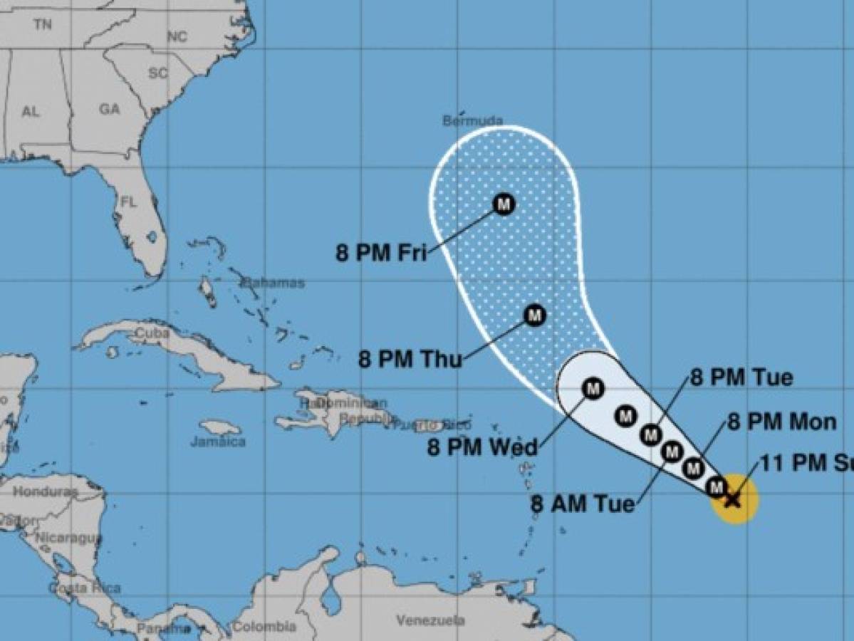 Sam avanza por el Atlántico como un poderoso huracán de categoría 4  