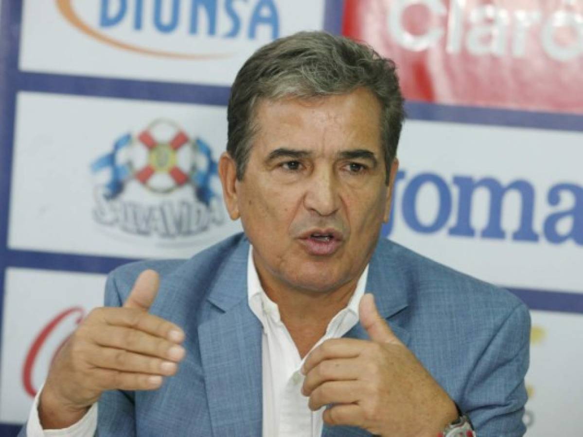 'Si Honduras pierde, el que sufre los goles es Pinto”