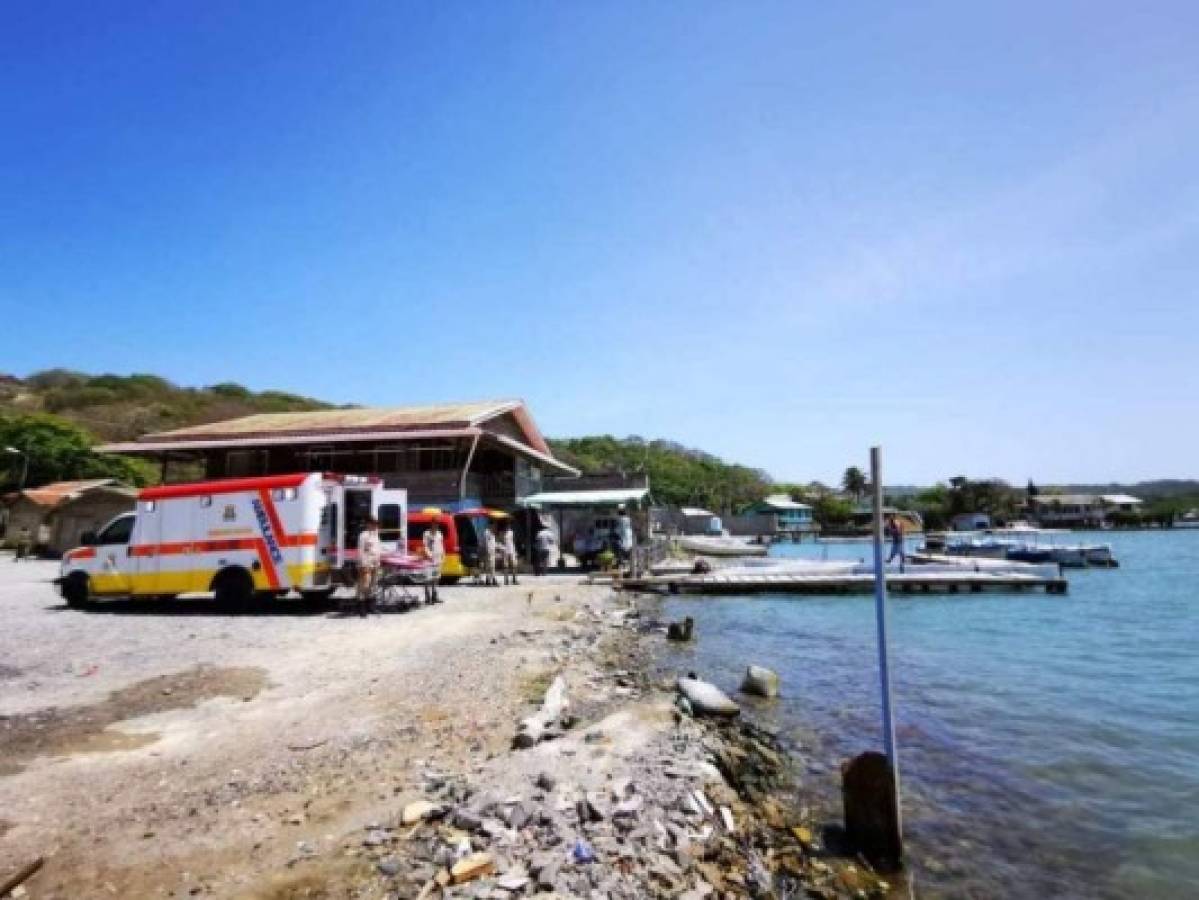 Tres personas resultan con graves quemaduras tras explosión en embarcación en Islas de la Bahía