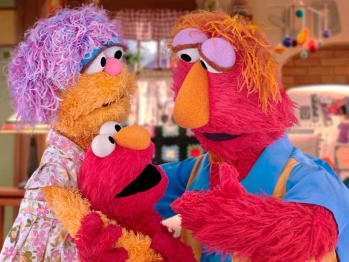 Elmo educa a los niños sobre lavado de manos contra Covid-19